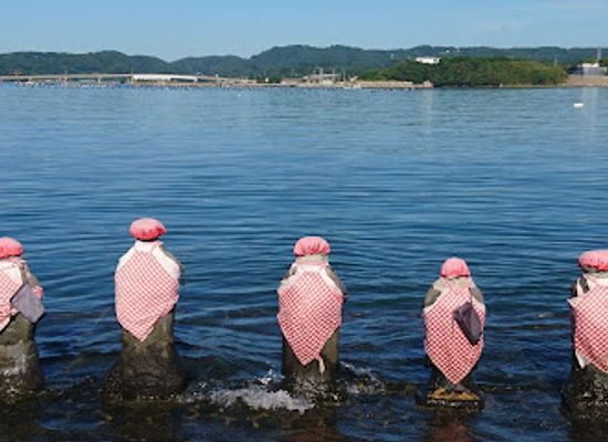 japan/iki/attraction/harahoge-jizo-statues