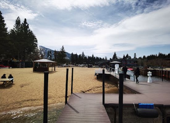 california/lake-tahoe/attraction/lake-tahoe-harbor