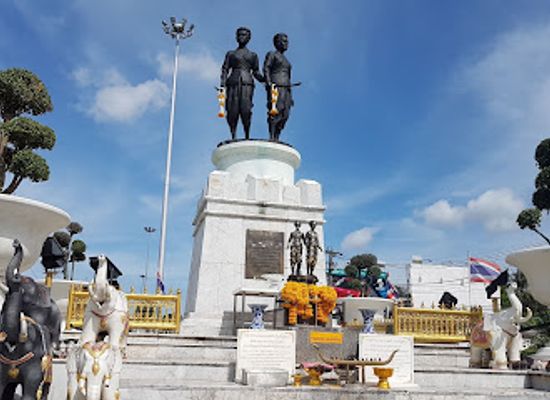 thailand/phuket/attraction/thao-thep-krasattri-and-thao-si-sunthon-monument