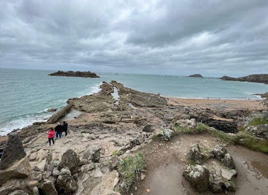 france/saint-malo/attraction/sculptures-de-rotheneuf