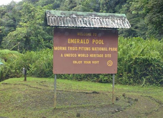 dominica/saint-peter/attraction/emerald-pool