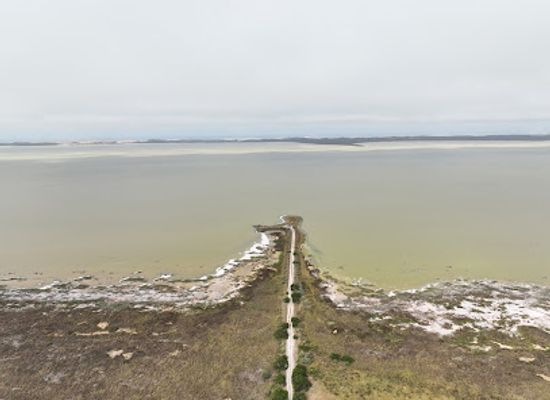 australia/south-east-south-australia/attraction/lake-bonney