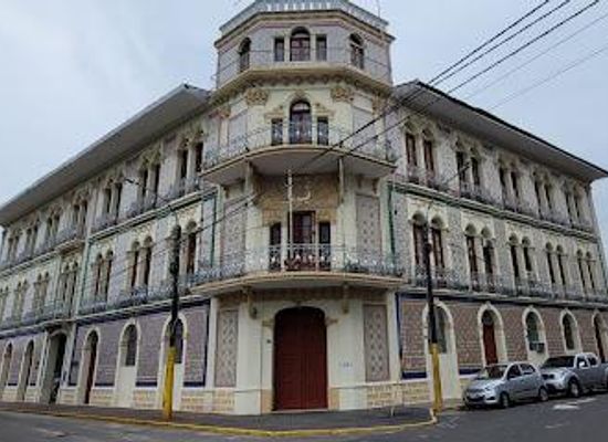 peru/iquitos/attraction/old-hotel-palace