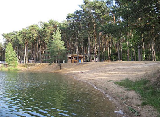 czechia/east-bohemia/attraction/lake-lhota