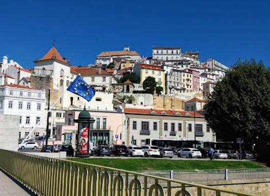 portugal/coimbra/attraction/ponte-pedonal-pedro-e-ines