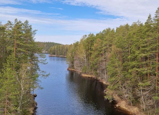 finland/kymenlaakso/attraction/lapinsalmi-lean-to-shelter