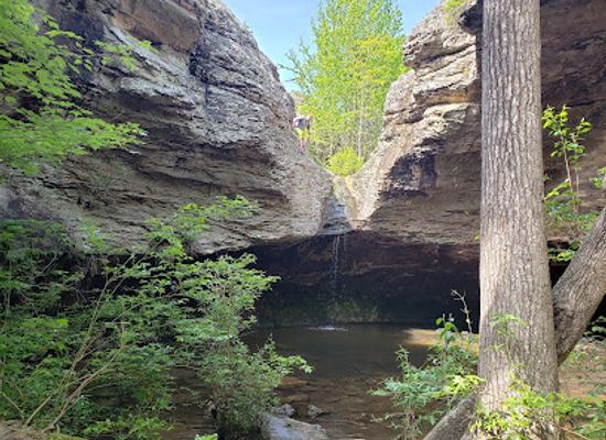 arkansas/arkansas-river-valley/attraction/seven-hollows-trailhead