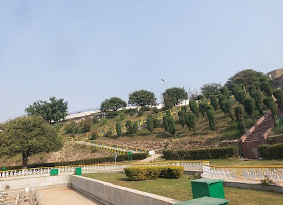 india/jammu/trikuta-nagar/attraction/bahu-fort-park