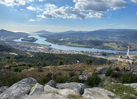 portugal/minho/attraction/miradouro-do-cervo