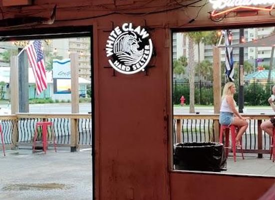 florida/panama-city-beach/attraction/coyote-ugly-saloon