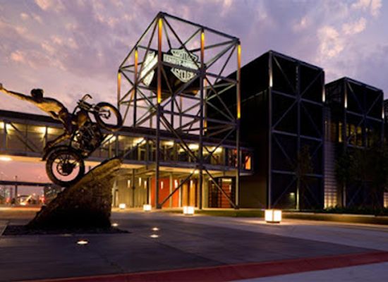 wisconsin/milwaukee/attraction/harley-davidson-museum