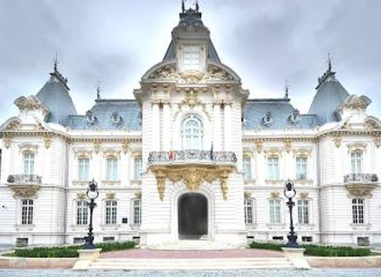 romania/craiova/attraction/craiova-art-museum
