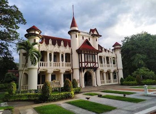 thailand/bangkok/attraction/sanam-chan-palace-nakhonpathom