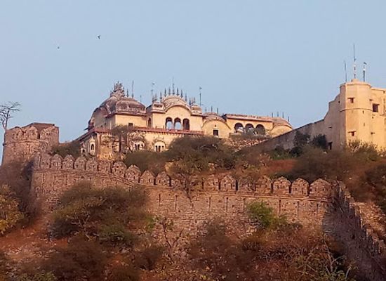 india/northern-plains/attraction/bala-fort