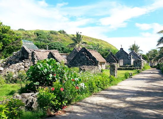 philippines/batanes/attraction/sabtang-island-stone-houses