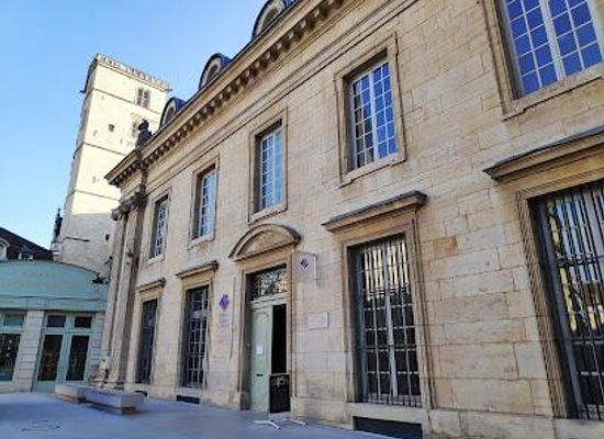 france/dijon/attraction/tourist-information-center