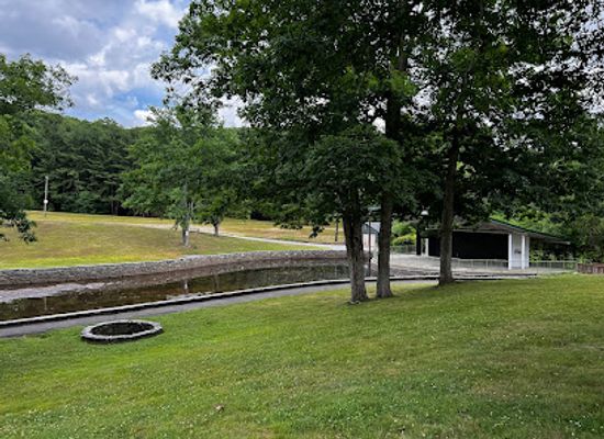 rhode-island/blackstone-valley/attraction/diamond-hill-park