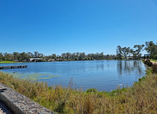 australia/goulburn-valley/attraction/victoria-park-lake
