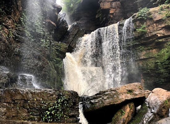 ghana/ashanti-region/attraction/akaa-waterfalls