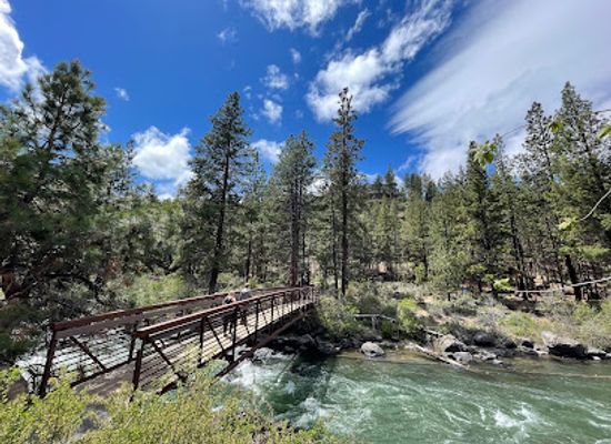 oregon/bend/attraction/deschutes-river-trail