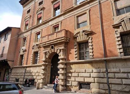 italy/romagna/attraction/palazzo-bocchi