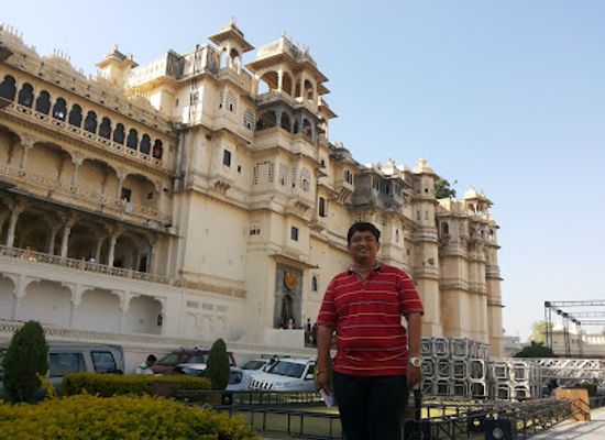 india/western-india/attraction/manak-chowk