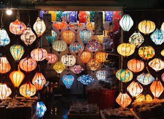 vietnam/da-nang/attraction/lantern-making-class-with-lynn