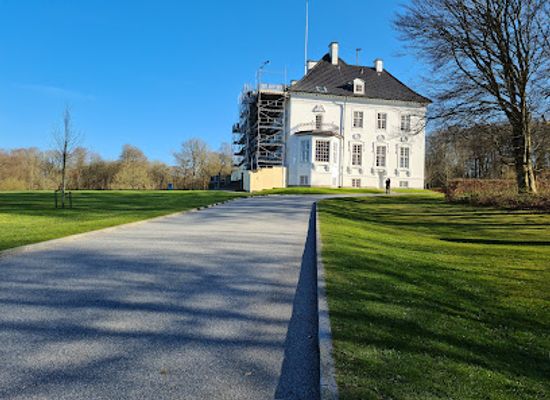 denmark/central-jutland/attraction/marselisborg-castle