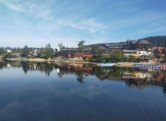 germany/freiburg/attraction/titisee-lake