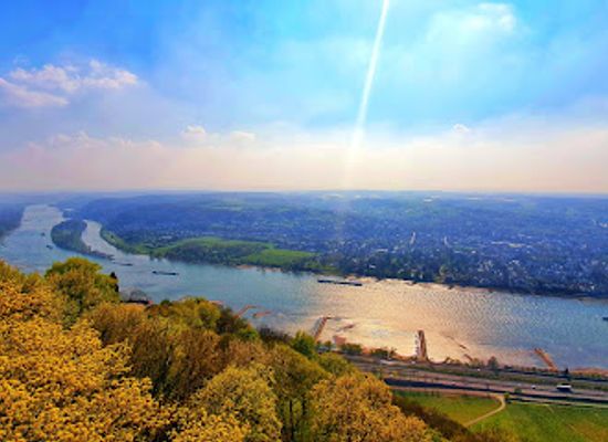 germany/westphalia/attraction/schloss-drachenburg