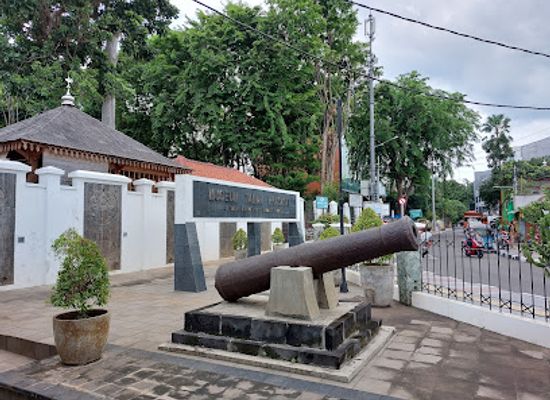 indonesia/jakarta/south-jakarta/attraction/museum-taman-prasasti