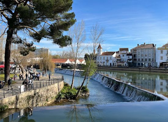 portugal/tomar/attraction/jardim-e-parque-de-merendas
