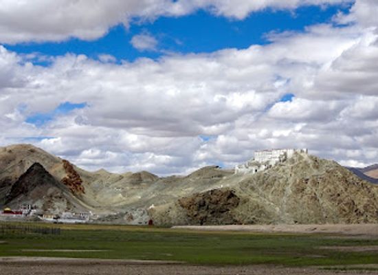 india/ladakh/attraction/hanle-river