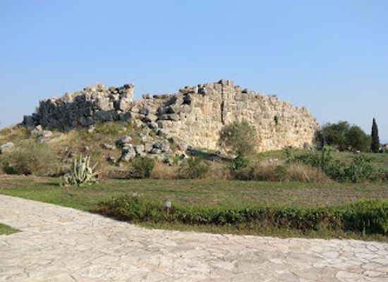 greece/north-aegean/attraction/mycenean-acropolis-of-tiryns