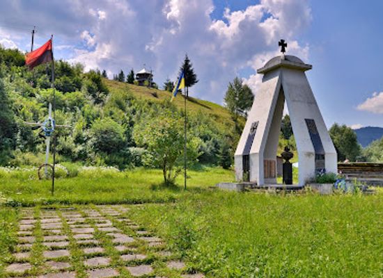 ukraine/transcarpathia/attraction/pam-yatnyk-heroyam-upa
