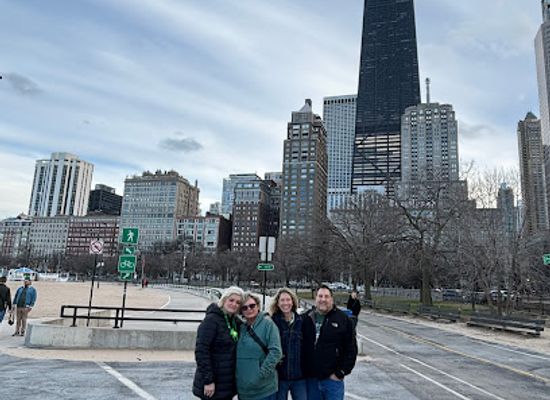 illinois/chicago/magnificent-mile/attraction/chicago-murder-mystery-tour