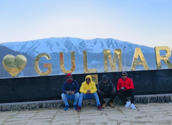 india/gulmarg/attraction/saleem-khan