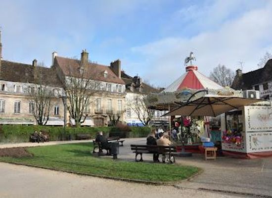france/burgundy/attraction/pl-carnot