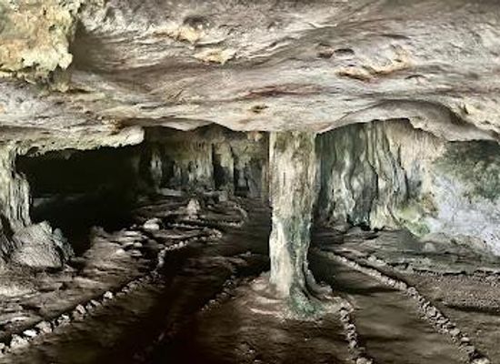 aruba/savaneta/attraction/fontein-cave