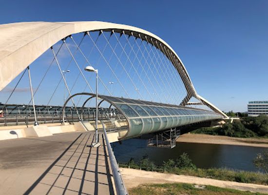 spain/aragon/attraction/puente-del-tercer-milenio