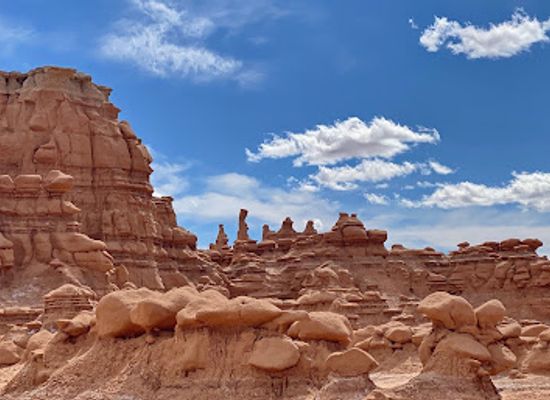 utah/goblin-valley/attraction/goblin-overlook