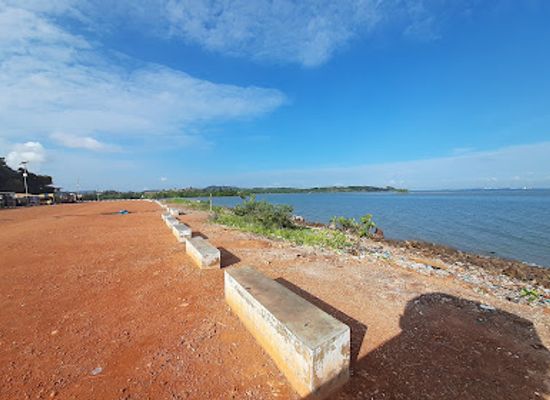 indonesia/riau/attraction/cipta-land-beach