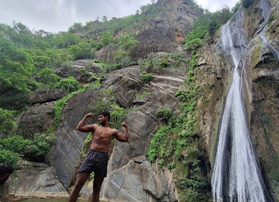 india/western-india/attraction/bheel-beri-waterfall