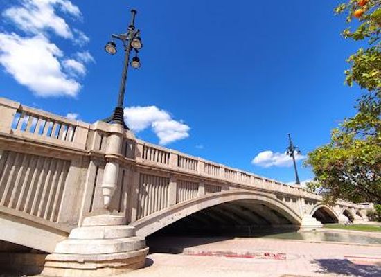 spain/valencia/attraction/pont-d-arago