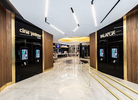 spain/madrid/attraction/cine-yelmo-luxury-palafox