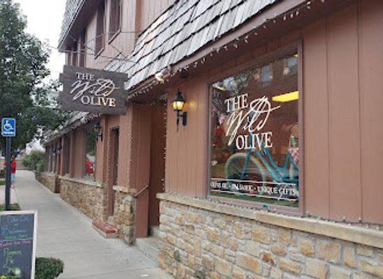 indiana/brown-county-state-park/attraction/the-wild-olive