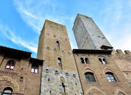 italy/san-gimignano/attraction/torre-chigi