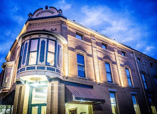iowa/corn-belt/attraction/corning-opera-house
