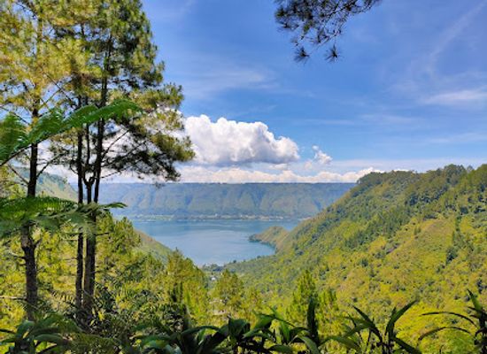 indonesia/north-sumatra/attraction/the-kaldera
