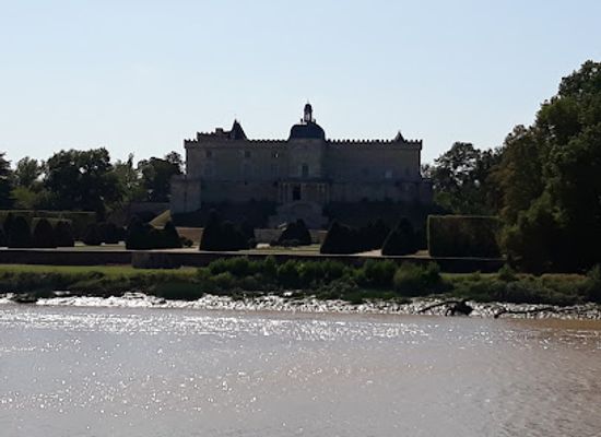 france/aquitaine-coast/attraction/chateau-de-vayres